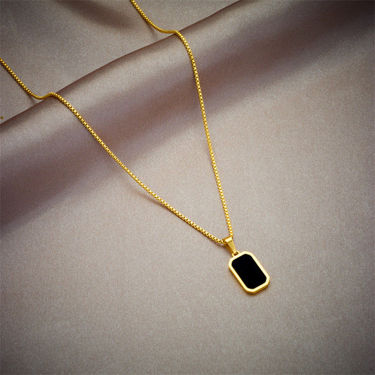 Black Elegance Necklace